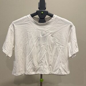 SHEIN White Crop Top